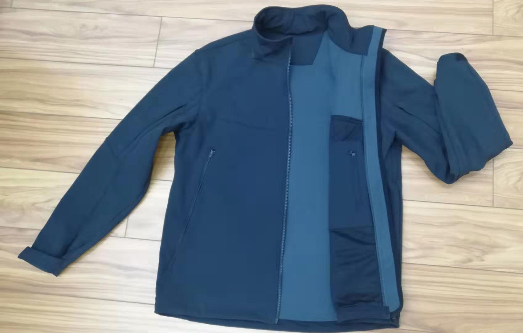 弘暖纖沖鋒衣系列